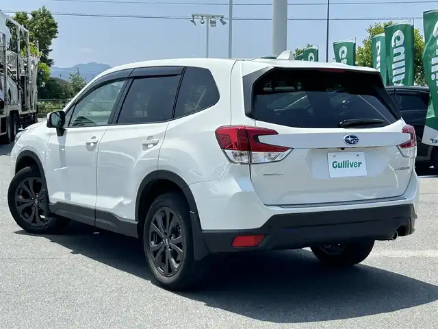 スバル フォレスター X－エディション 奈良県 2020(令2)年 1.9万km クリスタルホワイトP 社外ナビ(フルセグTV/CD/DVD/AM・FM/BT/HDMI)/バック・フロント・サイドカメラ/ETC/前方ドラレコ/デジタルインナーミラー/オートブレーキホールド/パワーシート/シートヒーター/ステアリングヒーター/アイサイトver3/VDC/パワーリアゲート/歩行者保護エアバック/クルーズコントロール/純正18インチアルミホイール/純正フロアマット