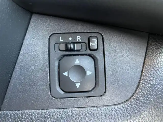 日産 デイズ ルークス ハイウェイスターX 熊本県 2017(平29)年 4.6万km レモンライム 純正ナビ/・AM/FM/CD/iPod/SD/AUX/USB/BT/・フルセグTV/全周囲カメラ/・サイド/バック/アイドリングストップ/横滑り防止機能/衝突被害軽減システム/オートマチックハイビーム/革巻きステアリング/・ステアリングリモコン/オートライト/・LEDライト/・フォグランプ/電動格納ミラー/・ウィンカーミラー/純正ドアバイザー/純正フロアマット/純正アルミホイール/片側パワースライドドア/ベンチシート/フルフラットシート/スマートキー/・スペアキー