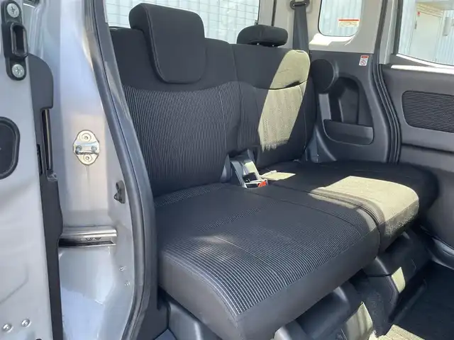 日産 デイズ ルークス ハイウェイスターX 兵庫県 2017(平29)年 4.6万km レモンライム 純正ナビ/・AM/FM/CD/iPod/SD/AUX/USB/BT/・フルセグTV/全周囲カメラ/・サイド/バック/アイドリングストップ/横滑り防止機能/衝突被害軽減システム/オートマチックハイビーム/革巻きステアリング/・ステアリングリモコン/オートライト/・LEDライト/・フォグランプ/電動格納ミラー/・ウィンカーミラー/純正ドアバイザー/純正フロアマット/純正アルミホイール/片側パワースライドドア/ベンチシート/フルフラットシート/スマートキー/・スペアキー