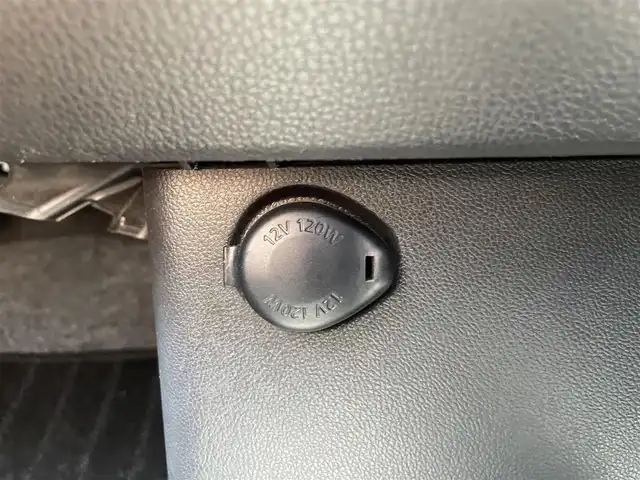 日産 デイズ ルークス ハイウェイスターX 兵庫県 2017(平29)年 4.6万km レモンライム 純正ナビ/・AM/FM/CD/iPod/SD/AUX/USB/BT/・フルセグTV/全周囲カメラ/・サイド/バック/アイドリングストップ/横滑り防止機能/衝突被害軽減システム/オートマチックハイビーム/革巻きステアリング/・ステアリングリモコン/オートライト/・LEDライト/・フォグランプ/電動格納ミラー/・ウィンカーミラー/純正ドアバイザー/純正フロアマット/純正アルミホイール/片側パワースライドドア/ベンチシート/フルフラットシート/スマートキー/・スペアキー