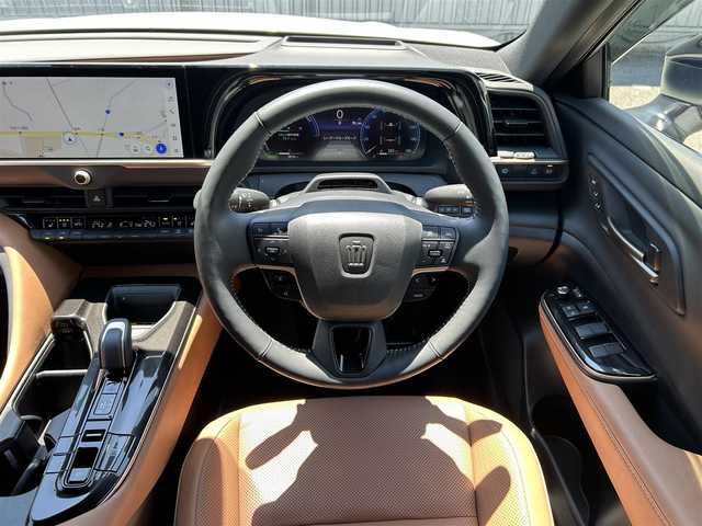 トヨタ クラウン スポーツ Z 静岡県 2024(令6)年 1万km プレシャスホワイトパール ワンオーナー/純正ナビ（FM/AM/TV/BT/USB）/ドライブレコーダー搭載デジタルインナーミラー/ビルトインETC2.0/クルーズコントロール（追従走行有り）/シートヒーター（D.N席）/エアーシート（D.N席）/パワーシート（D.N席）/本革レザーシート/モデリスタエアロ/パワーバックドア/パーキングアシスト/オートハイビーム/100Vコンセント/ワイヤレススマホ充電器