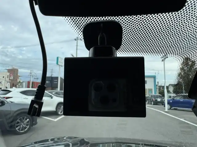 ＢＭＷ Ｘ１ xDrive 18d xライン 愛媛県 2018(平30)年 3.9万km 黒 登録時走行距離:38164km/ＥＴＣ/インテリジェントセーフティ /追従クルコン/横滑り防止装置/盗難防止装置/衝突軽減システム/ダウンヒルアシストコントロール/LEDヘッドライト /パワーシート /シートメモリ/シートヒーター　/パワーバックドア /パークディスタンスコントロール /純正ナビ TV /バックカメラ /Bluetooth