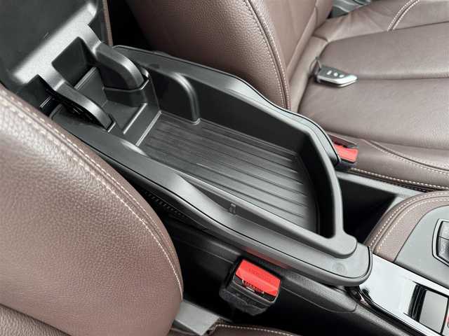 ＢＭＷ Ｘ１ xDrive 18d xライン 愛媛県 2018(平30)年 3.9万km 黒 登録時走行距離:38164km/ＥＴＣ/インテリジェントセーフティ /追従クルコン/横滑り防止装置/盗難防止装置/衝突軽減システム/ダウンヒルアシストコントロール/LEDヘッドライト /パワーシート /シートメモリ/シートヒーター　/パワーバックドア /パークディスタンスコントロール /純正ナビ TV /バックカメラ /Bluetooth