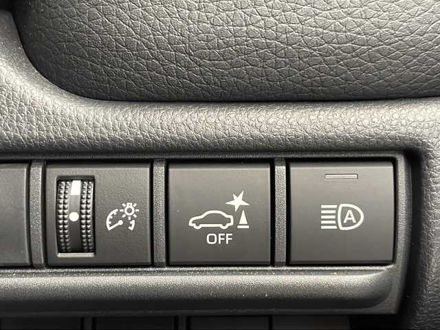 トヨタ ランドクルーザー ２５０ VX 千葉県 2024(令6)年 0.5万km プラチナホワイトパールマイカ 衝突被害軽減システム/レーンキープアシスト/ブラインドスポットモニター/レーダークルーズコントロール/コーナーセンサー（前後）/サンルーフ/純正メモリナビ/　（Bluetooth/USB/フルセグTV）/Miracast/HDMI/ワイヤレス充電/車外カメラ/　（バック/全方位）/純正ETC2.0/デジタルインナーミラー/パワーシート（D席）/エアシート（D/N席）/シートヒーター（D/N席）/純正フロアマット/MTモード付AT/オートハイビーム/LEDヘッドライト/純正18インチアルミホイール