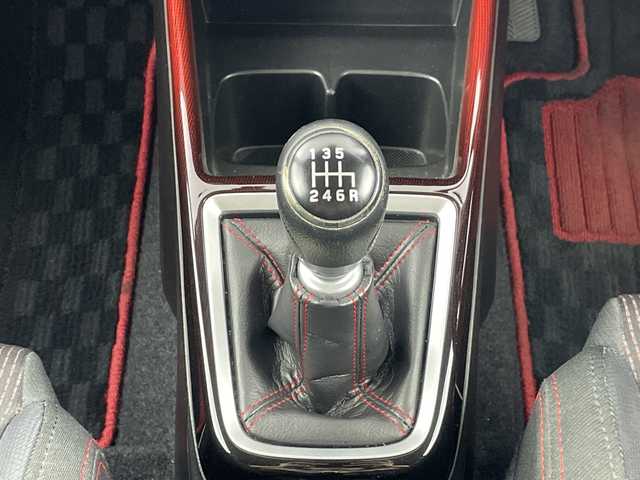 スズキ スイフト スポーツ セーフティPKG 愛知県 2020(令2)年 6.5万km プレミアムシルバーメタリック 純正8インチナビ【CN-RZ853】/（Bluetooth・CD・DVD・フルセグ・USB）/レーダークルーズコントロール/全方位カメラ/フルエアロ/レーンキープアシスト/衝突軽減システム/前方ドライブレコーダー/ETC/D席シートヒーター/LEDヘッドライト/横滑り防止装置/フォグランプ/バックフォグ/純正フロアマット/プッシュスタート