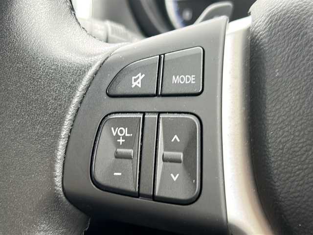 スズキ ＳＸ４ Ｓクロス 富山県 2019(平31)年 6.5万km クールホワイトパール 禁煙車　/ナビ　/フルセグ　/バックカメラ　/LEDヘッドライト　/クルーズコントロール　/パドルシフト　/スマートキー　/純正アルミホイール　/純正オーディオ　/ウィンカーミラー　/電動格納ミラー　/ETC　/プッシュスタート