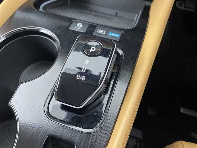 日産 エクストレイル G e－4ORCE 新潟県 2022(令4)年 8.7万km ブリリアントホワイトパール 【４WD】/ワンオーナー/プロイパイロット/純正メモリーナビ/全方位カメラ/フルセグ＆ＢＴ/タンレザー/サンルーフ/ＢＯＳＥサウンド/デジタルインナーミラー/純正１９インチアルミ/ＲＡＹＳ１９インチアルミ車載/ＬＥＤ/フォグ/ＥＴＣ/スマートキー/スペアキー/ドライブレコーダー/ルーフレール/シートヒーター/パワーシート/保証書＆整備手帳＆取説