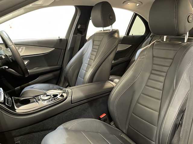 メルセデス・ベンツ Ｅ２００ 4マチック アバンギャルド 新潟県 2018(平30)年 3.2万km ダイヤモンドホワイト エクスクルーシブパッケージ/・Burmesterサラウンドサウンドシステム/・エアバランスパッケージ/・自動開閉トランクリッド/・シートヒーター（後席）/レーダーセーフティパッケージ/・アクティブディスタンスアシスト・ディストロニック/・アクティブステアリングアシスト/・アクティブブレーキアシスト/・PRE-SAFEプラス（被害軽減ブレーキ付後方衝突警告システム）/360°カメラシステム/メモリー付パワーシート/マルチファンクションステアリング（パドルシフト付）/HDDナビ/・Bluetooth/・フルセグ/AM/FM/ドライブレコーダー/ETC2.0/アイドリングストップ/プッシュスタート