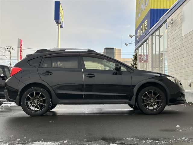 スバル インプレッサ ＸＶ 2．0i－L 道北・旭川 2013(平25)年 12.9万km クリスタルブラックシリカ (株)IDOMが運営する【じしゃロン旭川店】の自社ローン対象車両になります。こちらは現金ご利用時の価格です。自社ローンご希望の方は別途その旨お申付け下さい。/　/・純正ナビ(CD/DVD/BT/HDD/SD/フルセグ)/・バックカメラ/・ETC/・クルーズコントロール/・パドルシフト/・運転席パワーシート/・プッシュスタート/・スマートキー2個/・フォグランプ/・オートライト/・現車装着スタッドレスタイヤ 社外AW225/55R17/・取扱説明書