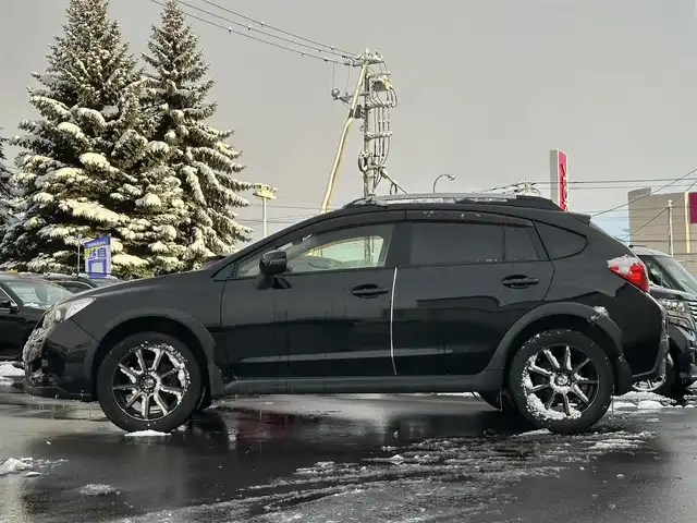 スバル インプレッサ ＸＶ 2．0i－L 道北・旭川 2013(平25)年 12.9万km クリスタルブラックシリカ (株)IDOMが運営する【じしゃロン旭川店】の自社ローン対象車両になります。こちらは現金ご利用時の価格です。自社ローンご希望の方は別途その旨お申付け下さい。/　/・純正ナビ(CD/DVD/BT/HDD/SD/フルセグ)/・バックカメラ/・ETC/・クルーズコントロール/・パドルシフト/・運転席パワーシート/・プッシュスタート/・スマートキー2個/・フォグランプ/・オートライト/・現車装着スタッドレスタイヤ 社外AW225/55R17/・取扱説明書