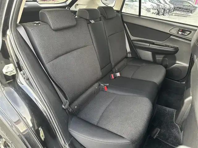 スバル インプレッサ ＸＶ 2．0i－L 道北・旭川 2013(平25)年 12.9万km クリスタルブラックシリカ (株)IDOMが運営する【じしゃロン旭川店】の自社ローン対象車両になります。こちらは現金ご利用時の価格です。自社ローンご希望の方は別途その旨お申付け下さい。/　/・純正ナビ(CD/DVD/BT/HDD/SD/フルセグ)/・バックカメラ/・ETC/・クルーズコントロール/・パドルシフト/・運転席パワーシート/・プッシュスタート/・スマートキー2個/・フォグランプ/・オートライト/・現車装着スタッドレスタイヤ 社外AW225/55R17/・取扱説明書