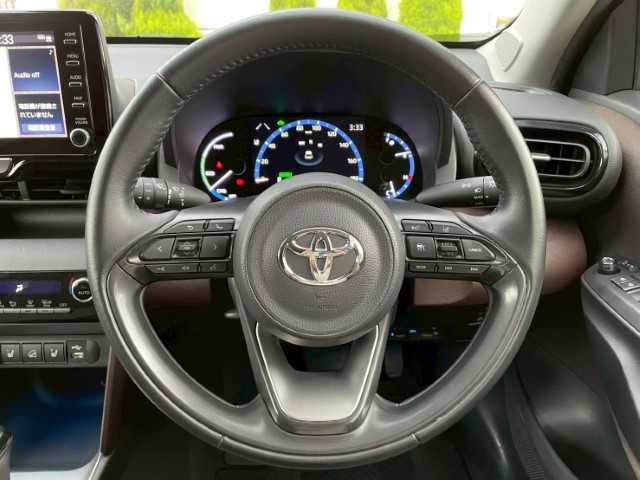 トヨタ ヤリスクロス ハイブリッド Z 岩手県 2021(令3)年 2.6万km ホワイトパールクリスタルシャイン BSM　/RCTA/RKSB/純正DAナビTV/パノラミックモニター/ETC/AC100V/HUD/CD/DVDデッキ/シートヒーター