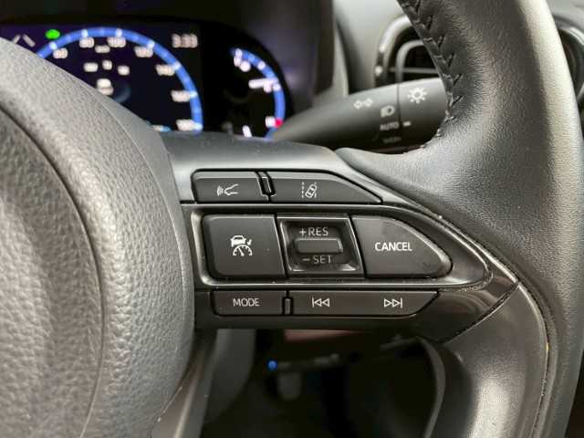 トヨタ ヤリスクロス ハイブリッド Z 岩手県 2021(令3)年 2.6万km ホワイトパールクリスタルシャイン BSM　/RCTA/RKSB/純正DAナビTV/パノラミックモニター/ETC/AC100V/HUD/CD/DVDデッキ/シートヒーター