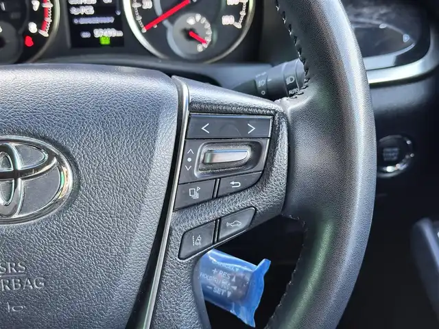 トヨタ アルファード S タイプゴールドⅢ 宮城県 2022(令4)年 5.8万km ホワイトパールクリスタルシャイン デジタルインナーミラー/セーフティセンス/・プリクラッシュセーフティ/・レーントレーシングアシスト/・ロードサインアシスト/・アダプティブハイビームシステム/・レーダークルーズコントロール（全車速追従機能付）/ブラインドスポットモニター/パーキングサポートブレーキ（後方接近車両/前後方静止物）/純正12インチフリップダウンモニター（V12T-R68C）/9インチディスプレイオーディオ/・ナビ機能付/・CD/DVDデッキ/・フルセグTV/バックカメラ/ビルトインETC2.0/ドライブレコーダー/AC100V/100W電源/電動リアゲート/両側パワースライドドア/ハーフレザーシート/革巻きステアリング/ステアリングスイッチ/LEDイルミネーション機能付ブラック加飾3眼LEDヘッドランプ/フォグランプ/オートライト/スマートキー＆プッシュスタート/スペアキー/電動格納ミラー/純正18インチAW/純正フロアマット/純正ドアバイザー/W/サイド/カーテンエアバッグ/取扱説明書/保証書