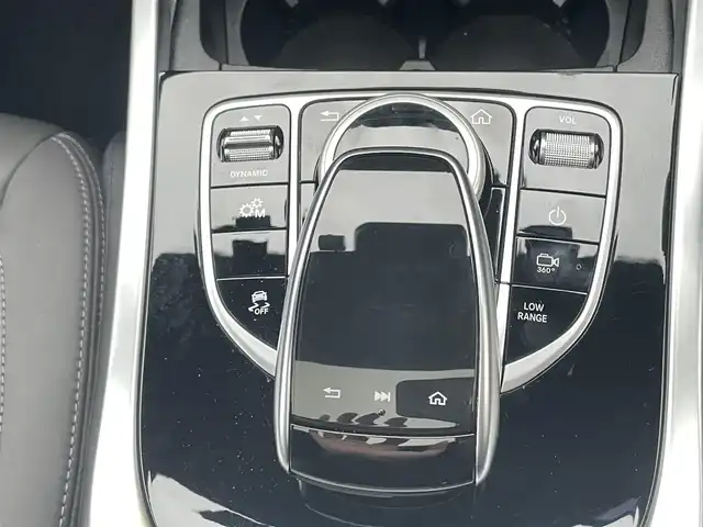 メルセデス・ベンツ ゲレンデヴァーゲン Ｇ４００ｄ AMGライン 埼玉県 2022(令4)年 2.9万km セレナイトグレー 純正ナビ/DTV/Bluetooth/USB/　AppleCarPlay/AndroidAuto/SD/360°カメラ/Gマヌファクトゥーアプログラム/ラグジュアリーパッケージ/　・ガラススライディングルーフ/　・Burmesterサラウンドサウンドシステム/アダプティブダンピングシステム/レーンキーピングアシスト/アクティブブレーキアシスト/ブラインドスポットアシスト/レーダークルーズコントロール/パークトロニック/前席パワーシート/前席シートヒーター＆ベンチレーション/後席シートヒーター/アイドリングストップ/パドルシフト/LEDヘッドライト/キーレスゴー/メルセデス保証プラス2027/7/19迄