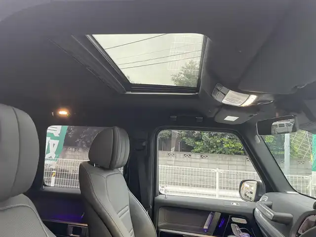 メルセデス・ベンツ ゲレンデヴァーゲン Ｇ４００ｄ AMGライン 埼玉県 2022(令4)年 2.9万km セレナイトグレー 純正ナビ/DTV/Bluetooth/USB/　AppleCarPlay/AndroidAuto/SD/360°カメラ/Gマヌファクトゥーアプログラム/ラグジュアリーパッケージ/　・ガラススライディングルーフ/　・Burmesterサラウンドサウンドシステム/アダプティブダンピングシステム/レーンキーピングアシスト/アクティブブレーキアシスト/ブラインドスポットアシスト/レーダークルーズコントロール/パークトロニック/前席パワーシート/前席シートヒーター＆ベンチレーション/後席シートヒーター/アイドリングストップ/パドルシフト/LEDヘッドライト/キーレスゴー/メルセデス保証プラス2027/7/19迄