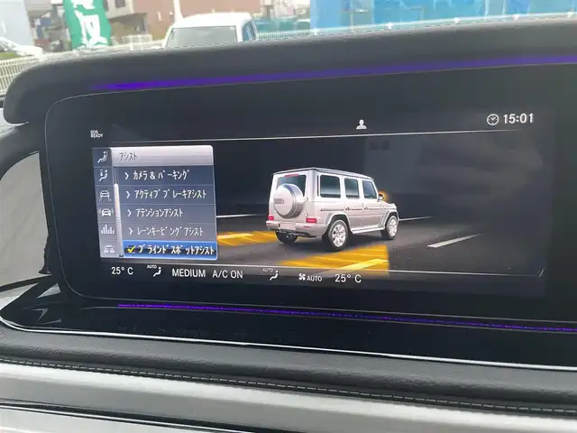 メルセデス・ベンツ ゲレンデヴァーゲン Ｇ４００ｄ AMGライン 埼玉県 2022(令4)年 2.9万km セレナイトグレー 純正ナビ/DTV/Bluetooth/USB/　AppleCarPlay/AndroidAuto/SD/360°カメラ/Gマヌファクトゥーアプログラム/ラグジュアリーパッケージ/　・ガラススライディングルーフ/　・Burmesterサラウンドサウンドシステム/アダプティブダンピングシステム/レーンキーピングアシスト/アクティブブレーキアシスト/ブラインドスポットアシスト/レーダークルーズコントロール/パークトロニック/前席パワーシート/前席シートヒーター＆ベンチレーション/後席シートヒーター/アイドリングストップ/パドルシフト/LEDヘッドライト/キーレスゴー/メルセデス保証プラス2027/7/19迄