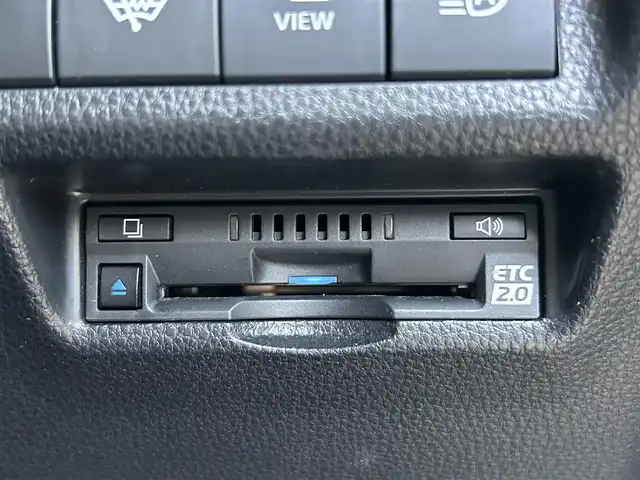 トヨタ ＲＡＶ４ アドベンチャー 愛知県 2021(令3)年 6.8万km アーバンカーキ ワンオーナー/メーカーオプション10.5インチナビ【Bluetooth USB】/デジタルインナーミラー/置くだけ充電/全方位カメラ/ビルトインETC2.0/ドライブレコーダー/レーダークルーズコントール/トヨタセーフティセンス/　・リアクロストラフィックアラート/　・パーキングサポートブレーキ/　・ブラインドスポットモニター/　・ロードサインアシスト/　・衝突軽減/　・レーンキープアシスト/クリアランスソナー/ブレーキホールド　/LEDヘッドライト/オートライト/オートマチックハイビーム/フォグランプ/ステアリングリモコン/ステアリングヒーター/パワーシート/前席シートヒーター/前席エアーシート/ワイパーデアイサー/オート電格ミラー/クリアランスソナー/禁煙車