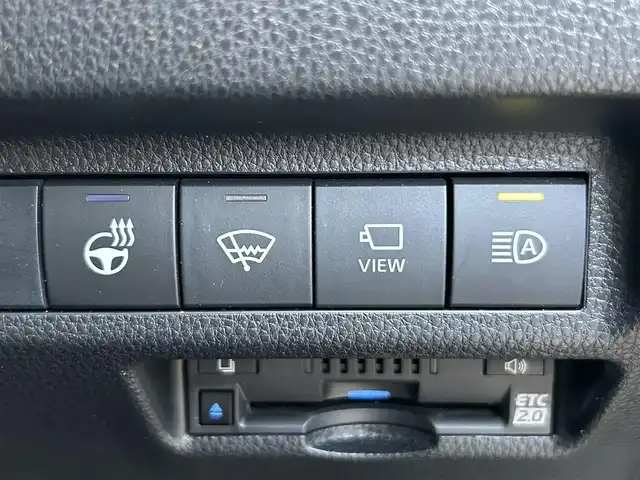 トヨタ ＲＡＶ４ アドベンチャー 愛知県 2021(令3)年 6.8万km アーバンカーキ ワンオーナー/メーカーオプション10.5インチナビ【Bluetooth USB】/デジタルインナーミラー/置くだけ充電/全方位カメラ/ビルトインETC2.0/ドライブレコーダー/レーダークルーズコントール/トヨタセーフティセンス/　・リアクロストラフィックアラート/　・パーキングサポートブレーキ/　・ブラインドスポットモニター/　・ロードサインアシスト/　・衝突軽減/　・レーンキープアシスト/クリアランスソナー/ブレーキホールド　/LEDヘッドライト/オートライト/オートマチックハイビーム/フォグランプ/ステアリングリモコン/ステアリングヒーター/パワーシート/前席シートヒーター/前席エアーシート/ワイパーデアイサー/オート電格ミラー/クリアランスソナー/禁煙車