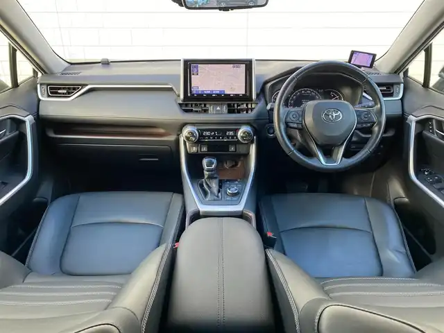 トヨタ ＲＡＶ４ G Zパッケージ 岐阜県 2020(令2)年 6.9万km ホワイトパールクリスタルシャイン 純正SDナビ/-BlueTooth/CD/DVD/フルセグTV/デジタルインナーミラー/ブラインドスポットモニター/社外ドライブレコーダー/ブレーキホールド/ステアリングヒーター/シートヒーター/ドライブモードセレクト/パワーバックドア/シートメモリー/パワーシート/ユピテル製レーダー探知機/LEDヘッドライト/ステアリングスイッチ/レザーシート/スマートキー/ETC/4WD