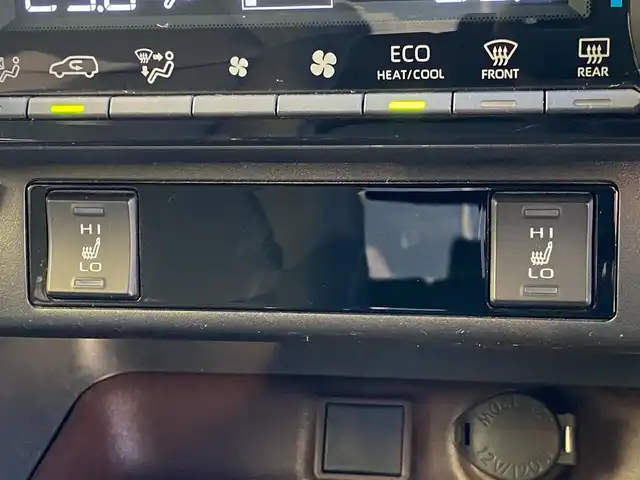 トヨタ ＲＡＶ４ G Zパッケージ 岐阜県 2020(令2)年 6.9万km ホワイトパールクリスタルシャイン 純正SDナビ/-BlueTooth/CD/DVD/フルセグTV/デジタルインナーミラー/ブラインドスポットモニター/社外ドライブレコーダー/ブレーキホールド/ステアリングヒーター/シートヒーター/ドライブモードセレクト/パワーバックドア/シートメモリー/パワーシート/ユピテル製レーダー探知機/LEDヘッドライト/ステアリングスイッチ/レザーシート/スマートキー/ETC/4WD