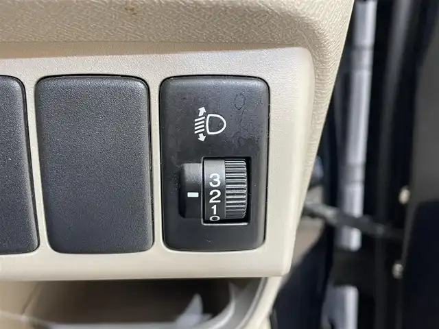 ホンダ ライフ G 岩手県 2011(平23)年 8.4万km ナイトホークブラックパール CDオーディオ/マニュアルエアコン/ウォッシャー付きリヤワイパー/EBD付ABS/ドアバイザー/純正ホイールキャップ/バックカメラ/ETC/エンジンスターター/純正フロアマット/ヘッドライトマニュアルレベライザー