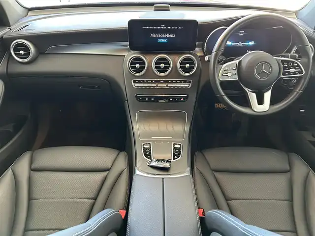 メルセデス・ベンツ ＧＬＣ２２０ d 4マチック クーペ スポーツラインED 埼玉県 2021(令3)年 1.6万km 黒 純正ナビ（Ｂｌｕｅｔｏｏｔｈ、フルセグＴＶ）/全方位カメラ/ＥＴＣ２．０/4WD/ワンオーナー/スペアキー１本/電動リアゲート/純正アルミホイール/レザーシート/Ｄ＋Ｎ席パワーシート/Ｄ＋Ｎ席シートヒーター/純正フロアマット/パドルシフト/クルコン/前後コーナーセンサー/LEDヘッド/横滑り防止装置/オートライト/レーンキープアシスト/ダブル＋サイドエアバッグ/保証書/取扱説明書