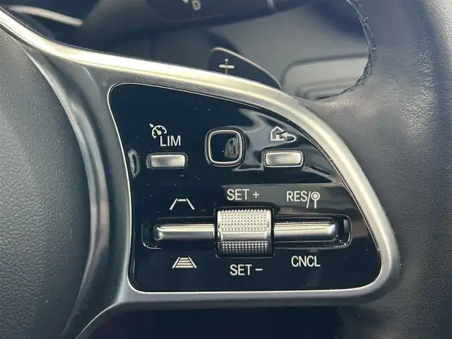 メルセデス・ベンツ ＧＬＣ２２０ d 4マチック クーペ スポーツラインED 埼玉県 2021(令3)年 1.6万km 黒 純正ナビ（Ｂｌｕｅｔｏｏｔｈ、フルセグＴＶ）/全方位カメラ/ＥＴＣ２．０/4WD/ワンオーナー/スペアキー１本/電動リアゲート/純正アルミホイール/レザーシート/Ｄ＋Ｎ席パワーシート/Ｄ＋Ｎ席シートヒーター/純正フロアマット/パドルシフト/クルコン/前後コーナーセンサー/LEDヘッド/横滑り防止装置/オートライト/レーンキープアシスト/ダブル＋サイドエアバッグ/保証書/取扱説明書