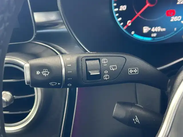 メルセデス・ベンツ ＧＬＣ２２０ d 4マチック クーペ スポーツラインED 埼玉県 2021(令3)年 1.6万km 黒 純正ナビ（Ｂｌｕｅｔｏｏｔｈ、フルセグＴＶ）/全方位カメラ/ＥＴＣ２．０/4WD/ワンオーナー/スペアキー１本/電動リアゲート/純正アルミホイール/レザーシート/Ｄ＋Ｎ席パワーシート/Ｄ＋Ｎ席シートヒーター/純正フロアマット/パドルシフト/クルコン/前後コーナーセンサー/LEDヘッド/横滑り防止装置/オートライト/レーンキープアシスト/ダブル＋サイドエアバッグ/保証書/取扱説明書