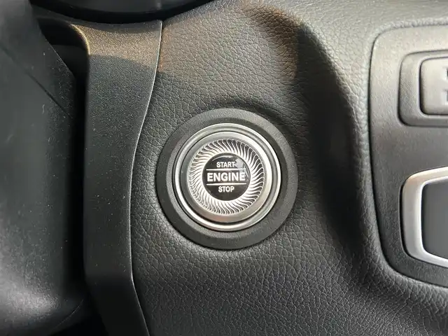 メルセデス・ベンツ ＧＬＣ２２０ d 4マチック クーペ スポーツラインED 埼玉県 2021(令3)年 1.6万km 黒 純正ナビ（Ｂｌｕｅｔｏｏｔｈ、フルセグＴＶ）/全方位カメラ/ＥＴＣ２．０/4WD/ワンオーナー/スペアキー１本/電動リアゲート/純正アルミホイール/レザーシート/Ｄ＋Ｎ席パワーシート/Ｄ＋Ｎ席シートヒーター/純正フロアマット/パドルシフト/クルコン/前後コーナーセンサー/LEDヘッド/横滑り防止装置/オートライト/レーンキープアシスト/ダブル＋サイドエアバッグ/保証書/取扱説明書