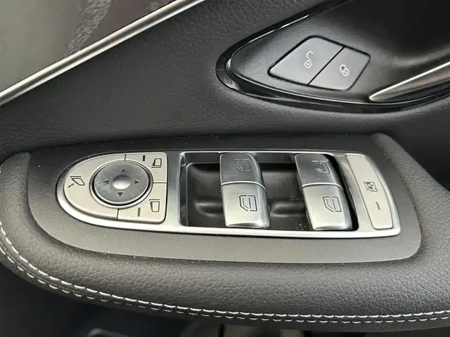 メルセデス・ベンツ ＧＬＣ２２０ d 4マチック クーペ スポーツラインED 埼玉県 2021(令3)年 1.6万km 黒 純正ナビ（Ｂｌｕｅｔｏｏｔｈ、フルセグＴＶ）/全方位カメラ/ＥＴＣ２．０/4WD/ワンオーナー/スペアキー１本/電動リアゲート/純正アルミホイール/レザーシート/Ｄ＋Ｎ席パワーシート/Ｄ＋Ｎ席シートヒーター/純正フロアマット/パドルシフト/クルコン/前後コーナーセンサー/LEDヘッド/横滑り防止装置/オートライト/レーンキープアシスト/ダブル＋サイドエアバッグ/保証書/取扱説明書