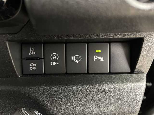 スズキ ジムニー シエラ JC 埼玉県 2024(令6)年 0.3万km ブルーイッシュブラックパール3 クルーズコントロール/車線逸脱警報/衝突軽減ブレーキ/クリアランスソナー/アイドリングストップ/ダウンヒルアシストコントロール/運転席・助手席シートヒーター/プッシュスタート/ステアリングリモコン/LEDヘッドライト/フロントフォグランプ/ウィンカーミラー/純正15インチアルミホイール