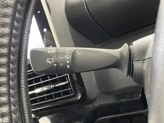 ダイハツ タント カスタム RS 埼玉県 2021(令3)年 2.1万km シャイニングホワイトパール 純正9インチSDナビ/DTV/DVD/CD/BT/SD/USB/HDMI/iPod/スマートアシスト/アダプティブクルーズコントロール/レーンキープアシスト/コーナーセンサー/ハーフレザーシート/前席シートヒーター/両側パワースライドドア/バックカメラ/オートライト/ドライブレコーダー前方/ビルトインETC/ドアバイザー/プッシュスタート/スマートキー