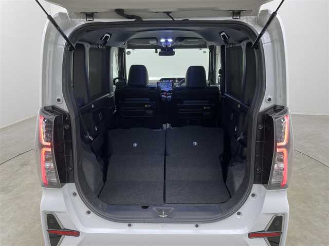 ダイハツ タント カスタム RS 埼玉県 2021(令3)年 2.1万km シャイニングホワイトパール 純正9インチSDナビ/DTV/DVD/CD/BT/SD/USB/HDMI/iPod/スマートアシスト/アダプティブクルーズコントロール/レーンキープアシスト/コーナーセンサー/ハーフレザーシート/前席シートヒーター/両側パワースライドドア/バックカメラ/オートライト/ドライブレコーダー前方/ビルトインETC/ドアバイザー/プッシュスタート/スマートキー