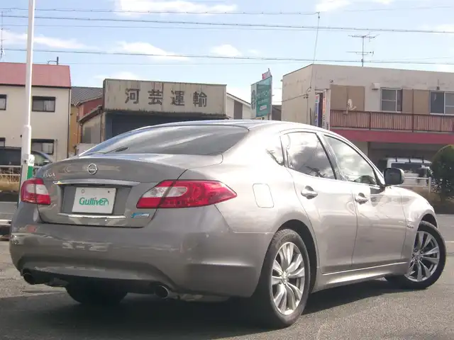 日産 フーガ ハイブリッド