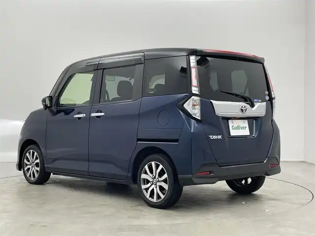 トヨタ タンク カスタムG－T 埼玉県 2017(平29)年 3.5万km ブラックマイカメタリック/レーザーブルークリスタルシャイン 2トーン 純正９型ナビ　バックカメラ　スマートアシスト　ビルトインＥＴＣ　衝突軽減　両側パワースライドドア　クルーズコントロール　オートライト　スマートキー　ＬＥＤライト　純正アルミホイール　地デジＴＶ
