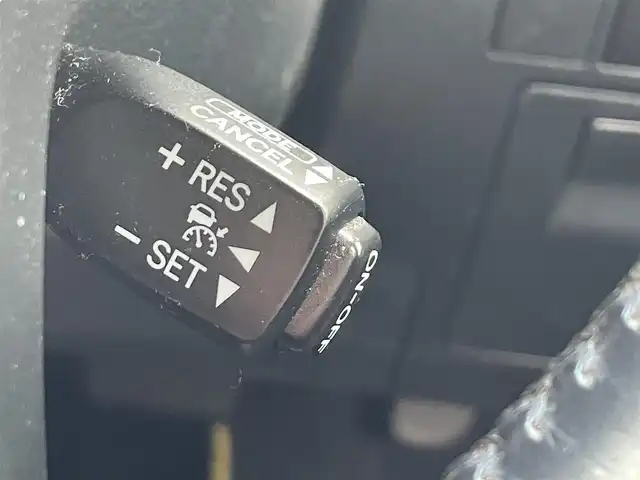 トヨタ ヴェルファイア Z Aエディション 佐賀県 2016(平28)年 6.7万km 白 レーダークルーズコントロール/クリアランスソナー/衝突被害軽減ブレーキ/純正９インチメモリナビ/フルセグTV　CD　DVD　SD　BT/バックカメラ/後席用フリップダウンモニター/ビルトインETC2.0/両側パワースライドドア/パワーバックドア/電子パーキングブレーキ/ブレーキホールド機能/キャプテンシート/オットマン/ISOFIX/ステアリングリモコン/純正18インチアルミホイール/純正LEDヘッドライト/フォグライト/ウィンカーミラー/ドアバイザ―/プッシュスタート/スマートキー