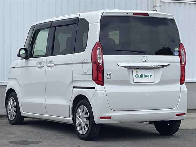 ホンダ Ｎ ＢＯＸ G L ホンダセンシング 愛媛県 2020(令2)年 0.8万km プラチナホワイトパール ホンダセンシング/衝突被害軽減ブレーキ/レーンキープアシスト/前後誤発進抑制機能/ロードサインアシスト/アダプティブクルーズコントロール/ハイビームアシスト/純正7インチナビ/　CD/DVD／Bluetooth/フルセグTV/バックカメラ/純正前方ドライブレコーダー/ビルトインETC/左側パワースライドドア/オートライト/LEDヘッドライト/ステアリングスイッチ/電動格納ミラー