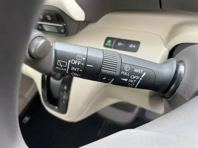 ホンダ Ｎ ＢＯＸ G L ホンダセンシング 愛媛県 2020(令2)年 0.8万km プラチナホワイトパール ホンダセンシング/衝突被害軽減ブレーキ/レーンキープアシスト/前後誤発進抑制機能/ロードサインアシスト/アダプティブクルーズコントロール/ハイビームアシスト/純正7インチナビ/　CD/DVD／Bluetooth/フルセグTV/バックカメラ/純正前方ドライブレコーダー/ビルトインETC/左側パワースライドドア/オートライト/LEDヘッドライト/ステアリングスイッチ/電動格納ミラー