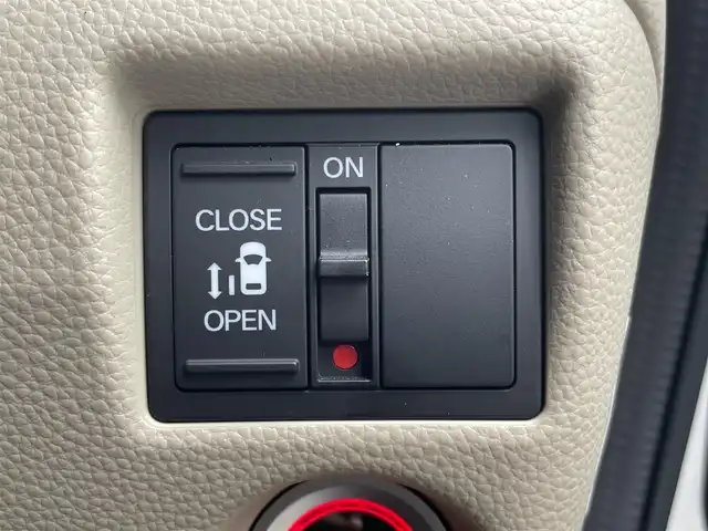 ホンダ Ｎ ＢＯＸ G L ホンダセンシング 愛媛県 2020(令2)年 0.8万km プラチナホワイトパール ホンダセンシング/衝突被害軽減ブレーキ/レーンキープアシスト/前後誤発進抑制機能/ロードサインアシスト/アダプティブクルーズコントロール/ハイビームアシスト/純正7インチナビ/　CD/DVD／Bluetooth/フルセグTV/バックカメラ/純正前方ドライブレコーダー/ビルトインETC/左側パワースライドドア/オートライト/LEDヘッドライト/ステアリングスイッチ/電動格納ミラー