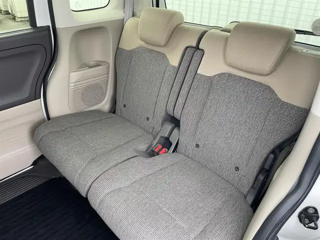 ホンダ Ｎ ＢＯＸ G L ホンダセンシング 愛媛県 2020(令2)年 0.8万km プラチナホワイトパール ホンダセンシング/衝突被害軽減ブレーキ/レーンキープアシスト/前後誤発進抑制機能/ロードサインアシスト/アダプティブクルーズコントロール/ハイビームアシスト/純正7インチナビ/　CD/DVD／Bluetooth/フルセグTV/バックカメラ/純正前方ドライブレコーダー/ビルトインETC/左側パワースライドドア/オートライト/LEDヘッドライト/ステアリングスイッチ/電動格納ミラー