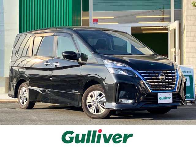 日産 セレナ e－パワー ハイウェイスター V 茨城県 2020(令2)年 5.5万km ダイヤモンドブラック エンジンスタートボタン/ワンオーナー/パワーステアリング/パワーウィンドウ/アイドリングストップ/スマートキー/Wオートエアコン/クルーズコントロール/純正後席用モニター/USB入力端子/ETC/全方位カメラ/純正ナビ（CD/DVD/BT/フルセグ）/三列シート/純正ドライブレコーダー/ウォークスルー/フロアマット/両側パワースライドドア/純正アルミホイール/ABS/横滑り防止装置/コーナーセンサー前後/オートライト/LEDヘッドライト/W＋サイドエアバック/衝突軽減システム/BSM