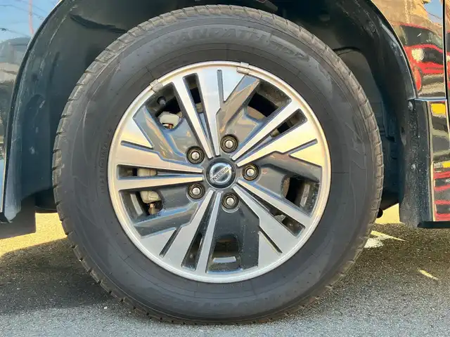 日産 セレナ e－パワー ハイウェイスター V 茨城県 2020(令2)年 5.5万km ダイヤモンドブラック エンジンスタートボタン/ワンオーナー/パワーステアリング/パワーウィンドウ/アイドリングストップ/スマートキー/Wオートエアコン/クルーズコントロール/純正後席用モニター/USB入力端子/ETC/全方位カメラ/純正ナビ（CD/DVD/BT/フルセグ）/三列シート/純正ドライブレコーダー/ウォークスルー/フロアマット/両側パワースライドドア/純正アルミホイール/ABS/横滑り防止装置/コーナーセンサー前後/オートライト/LEDヘッドライト/W＋サイドエアバック/衝突軽減システム/BSM