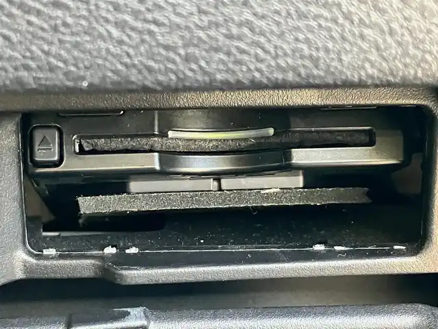 日産 セレナ e－パワー ハイウェイスター V 茨城県 2020(令2)年 5.5万km ダイヤモンドブラック エンジンスタートボタン/ワンオーナー/パワーステアリング/パワーウィンドウ/アイドリングストップ/スマートキー/Wオートエアコン/クルーズコントロール/純正後席用モニター/USB入力端子/ETC/全方位カメラ/純正ナビ（CD/DVD/BT/フルセグ）/三列シート/純正ドライブレコーダー/ウォークスルー/フロアマット/両側パワースライドドア/純正アルミホイール/ABS/横滑り防止装置/コーナーセンサー前後/オートライト/LEDヘッドライト/W＋サイドエアバック/衝突軽減システム/BSM