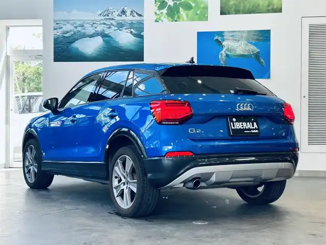 アウディ Ｑ２ ハッシュタグ コントラストスタイリング 大阪府 2020(令2)年 1.7万km 青 限定375台/ACC/バーチャルコックピット/シートヒーター/純正ナビ/TV/バックカメラ/純正18インチAW/LEDヘッドライト/電動リアゲート/クリアランスソナー/ETC/ドラレコ/サイドアシスト