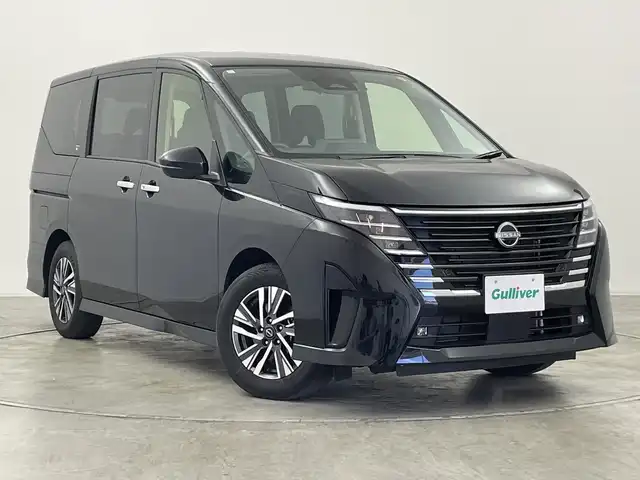 日産 セレナ ハイウェイスター V 群馬県 2024(令6)年 2.3万km ダイヤモンドブラック 純正９型ナビ　全周囲カメラ　衝突被害軽減ブレーキ　プロパイロット　ブラインドスポットモニター　両側電動スライドドア　デジタルインナーミラー　パドルシフト　アイドリングストップ　ハーフレザー　禁煙車