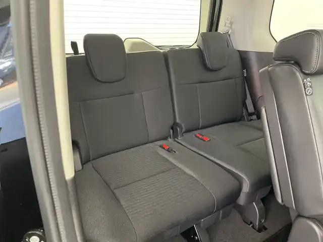 日産 セレナ ハイウェイスター V 群馬県 2024(令6)年 2.3万km ダイヤモンドブラック 純正９型ナビ　全周囲カメラ　衝突被害軽減ブレーキ　プロパイロット　ブラインドスポットモニター　両側電動スライドドア　デジタルインナーミラー　パドルシフト　アイドリングストップ　ハーフレザー　禁煙車