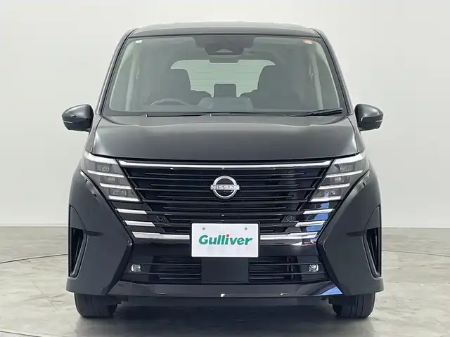 日産 セレナ ハイウェイスター V 群馬県 2024(令6)年 2.3万km ダイヤモンドブラック 純正９型ナビ　全周囲カメラ　衝突被害軽減ブレーキ　プロパイロット　ブラインドスポットモニター　両側電動スライドドア　デジタルインナーミラー　パドルシフト　アイドリングストップ　ハーフレザー　禁煙車