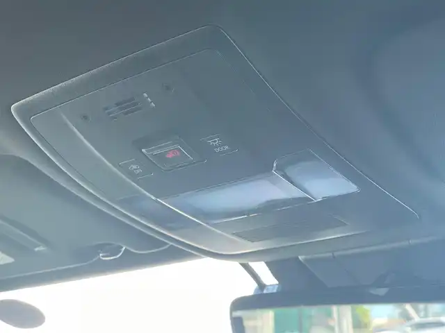 レクサス ＵＸ 250h バージョンC 山梨県 2019(令1)年 3.6万km ソニッククォーツ 三眼ＬＥＤヘッド/アダプティブハイビーム/レーダークルーズ/ＬＫＡ/ＢＳＡ/黒革（Ｌｔａｘ）/前席シートヒーター　/ハンドルヒーター　/純正メモリナビ　/フルセグ　/全方位カメラ（パノラマビュー）/シートメモリ　/純正１７インチアルミ