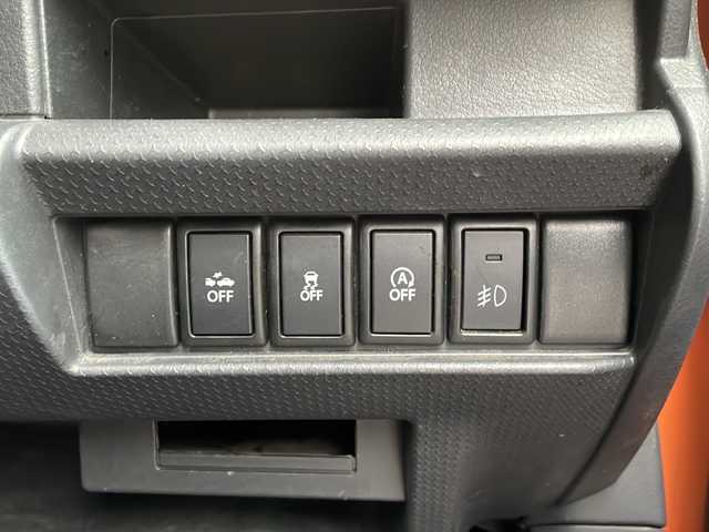 スズキ ハスラー X 秋田県 2015(平27)年 19.4万km パッションオレンジマイカ/スペリアホワイト ・ABS /・4WD /・衝突軽減 /・純正フロアマット/・AAC/・横滑り防止 /・パワーステアリング /・パワーウィンドウ /・シートヒーター /・ダウンヒルアシスト /・フォグランプ /・オートライト/・スマートキー/・取扱説明書/・記録簿